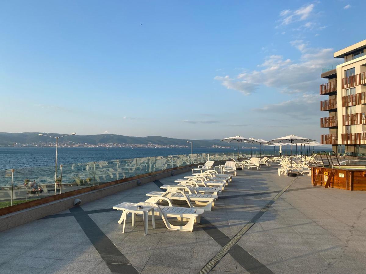 Paradiso 'В' 102 Private Sea View Apartment Nesebar Ngoại thất bức ảnh